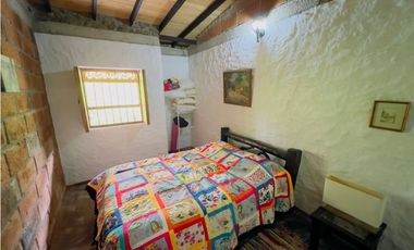 Finca Temática En Marinilla A 20 Min Del Peñol 💰$2.300MM 🌄