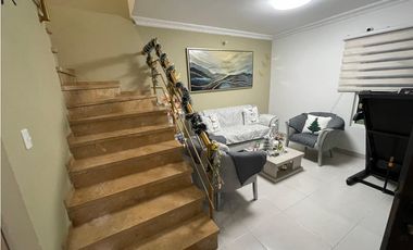 Venta de casa 3 alcobas en conjunto cerrado Plaza Central Santa Marta