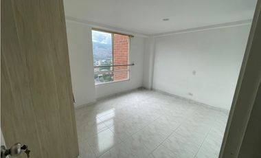 Arriendo apartaestudio en Prado Centro