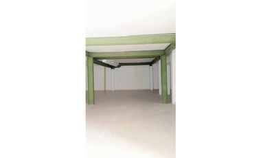 Arriendo Local Comercial Esquinero Sobre La Kra 27