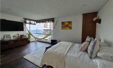 Venta de Apartamento con Hermosa Vista a la Represa