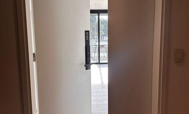 Departamento en  alquiler, tres dormitorios en suite, balcon en Green Park, Valle escondido