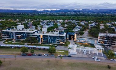 Departamento en  alquiler, tres dormitorios en suite, balcon en Green Park, Valle escondido