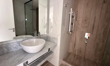 Departamento en  alquiler, tres dormitorios en suite, balcon en Green Park, Valle escondido