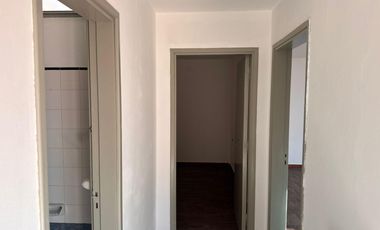 ALQUILER| Departamento 2 Dormitorios con PATIO en Villa Cabrera - TAP8044009