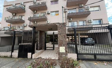Cochera Fija en Munro .. Villate 4800