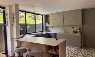 Casa en Arriendo o Venta Loma del Escobero Envigado