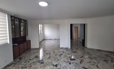 ALQUILER - APARTAMENTO -  SAN VICENTE