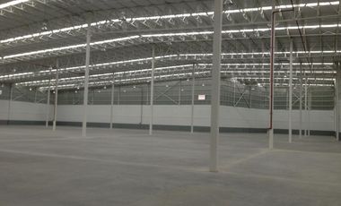 Bodega de 7,500 m2 rentables en Naucalpan