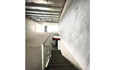 Alquiler de Bodega en Juan Diaz Galera Balzac