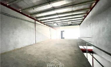 Alquiler de Bodega en Juan Diaz Galera Balzac