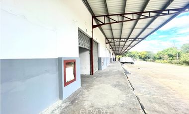 Alquiler de Bodega en Juan Diaz Galera Balzac