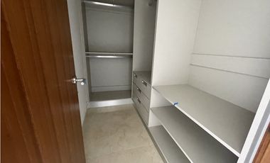 Venta de Apartamento en Costa del Este, Vista al Mar