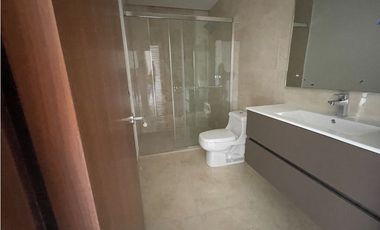 Venta de Apartamento en Costa del Este, Vista al Mar