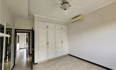 ALQUILER CASA EN COSTA DEL ESTE CON PISICNA 4 REC ANTIGUA MLD