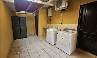 ALQUILER CASA EN COSTA DEL ESTE CON PISICNA 4 REC ANTIGUA MLD