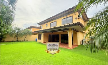 CASA EN AQUILER AMOBLADA - COSTA DEL ESTE - DL
