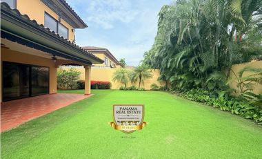 CASA EN AQUILER AMOBLADA - COSTA DEL ESTE - DL