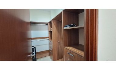 En Venta Apartamento Amoblado 2 Rec River Valley, Panamá Pacífico