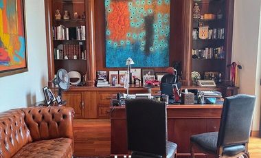HERMOSA CASA EN VENTA EN ZONA EXCLUSIVA DEL BOSQUE EL OLIVAR EN SAN ISIDRO