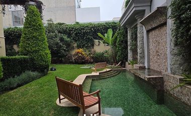 HERMOSA CASA EN VENTA EN ZONA EXCLUSIVA DEL BOSQUE EL OLIVAR EN SAN ISIDRO