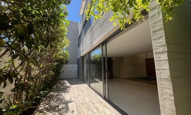 Casa en Condominio en Renta en