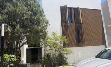 Casa en Condominio en Renta en