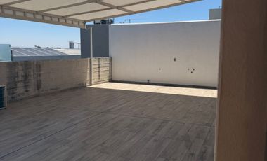 Casa en Condominio en Renta en