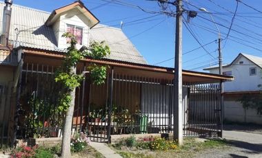 PROPIEDAD DE 132MT2 DE TERRENO CASA ESQUINA DE 93MT2 CONST