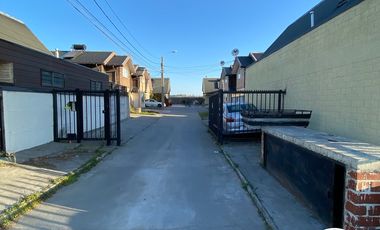 EN VENTA CASA EN CONDOMINIO AIRES DEL BOSQUE CORONEL