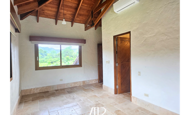 Vendo Casa en El Valle de Antón