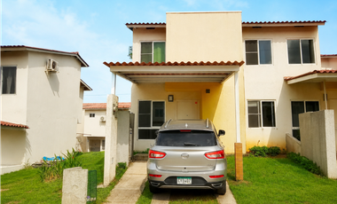 Casa en alquiler - Ph Santillana Residencial, Arraijan