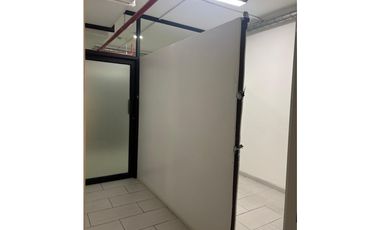 Alquiler de Local Calle 50 | Total 114 m2 con Mezz. CT