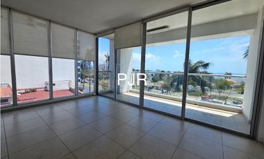Ganga, Se vende Apartamento, Avenida Balboa, PH Rivage (Piso bajo)