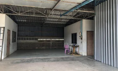 Warehouse for sale in Wang Phai, Chumphon