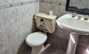 GALPÓN CON OFICINA Y VIVIENDA DE 3 AMBIENTES