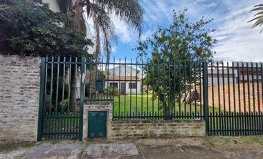 GALPÓN CON OFICINA Y VIVIENDA DE 3 AMBIENTES
