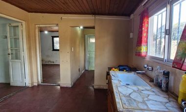 GALPÓN CON OFICINA Y VIVIENDA DE 3 AMBIENTES