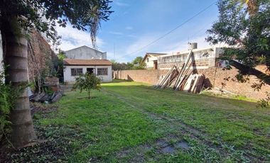 GALPÓN CON OFICINA Y VIVIENDA DE 3 AMBIENTES