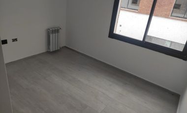 DUPLEX DE CATEGORIA, 3 DORM/ 2 BAÑOS CHACRAS GREEN