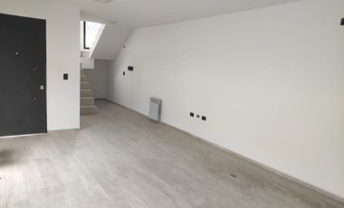 DUPLEX DE CATEGORIA, 3 DORM/ 2 BAÑOS CHACRAS GREEN