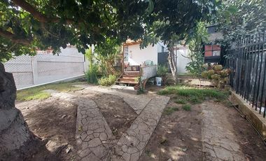 Casa en Arriendo en Se Arrienda $580.000 x mes Casa de 2 pisos en Canal Beagle, Viña del Mar