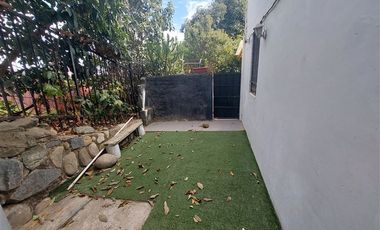 Casa en Arriendo en Se Arrienda $580.000 x mes Casa de 2 pisos en Canal Beagle, Viña del Mar