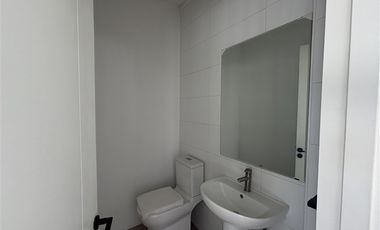 Local Comercial en Arriendo en Av San Eugenio, Metro Irarrázabal, Ñuble