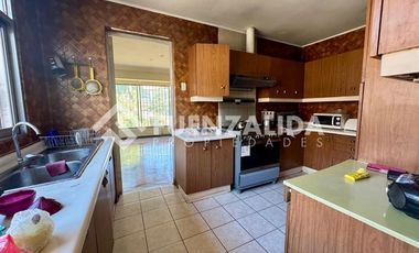 Casa en Venta en Eliecer Parada con Hernando de Aguirre