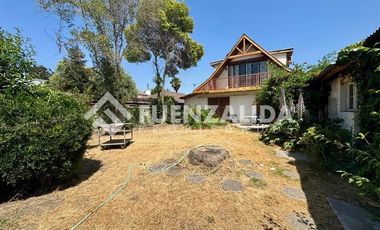 Casa en Venta en Eliecer Parada con Hernando de Aguirre