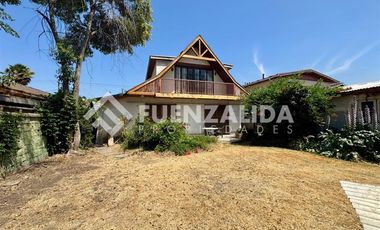 Casa en Venta en Eliecer Parada con Hernando de Aguirre