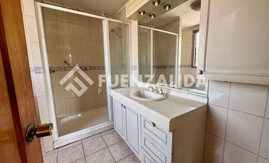 Casa en Venta en Eliecer Parada con Hernando de Aguirre