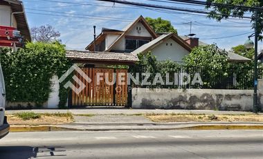 Casa en Venta en Eliecer Parada con Hernando de Aguirre