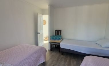 CASA 4 DORMITORIOS,3 BAÑOS, CERCANO A TUNQUEN, ALGARROBO